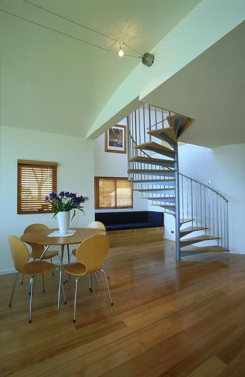 Wheelhouse Apartments Стран Стая снимка