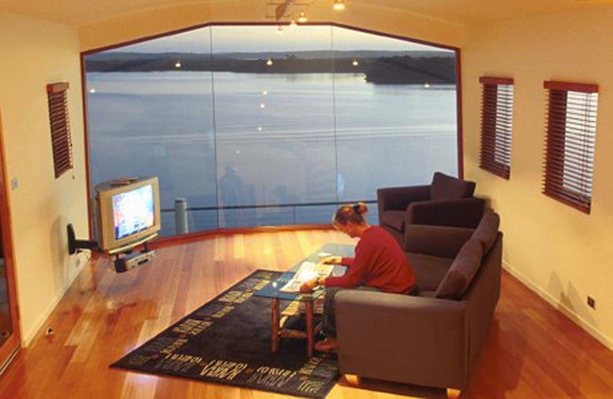 Wheelhouse Apartments Стран Екстериор снимка
