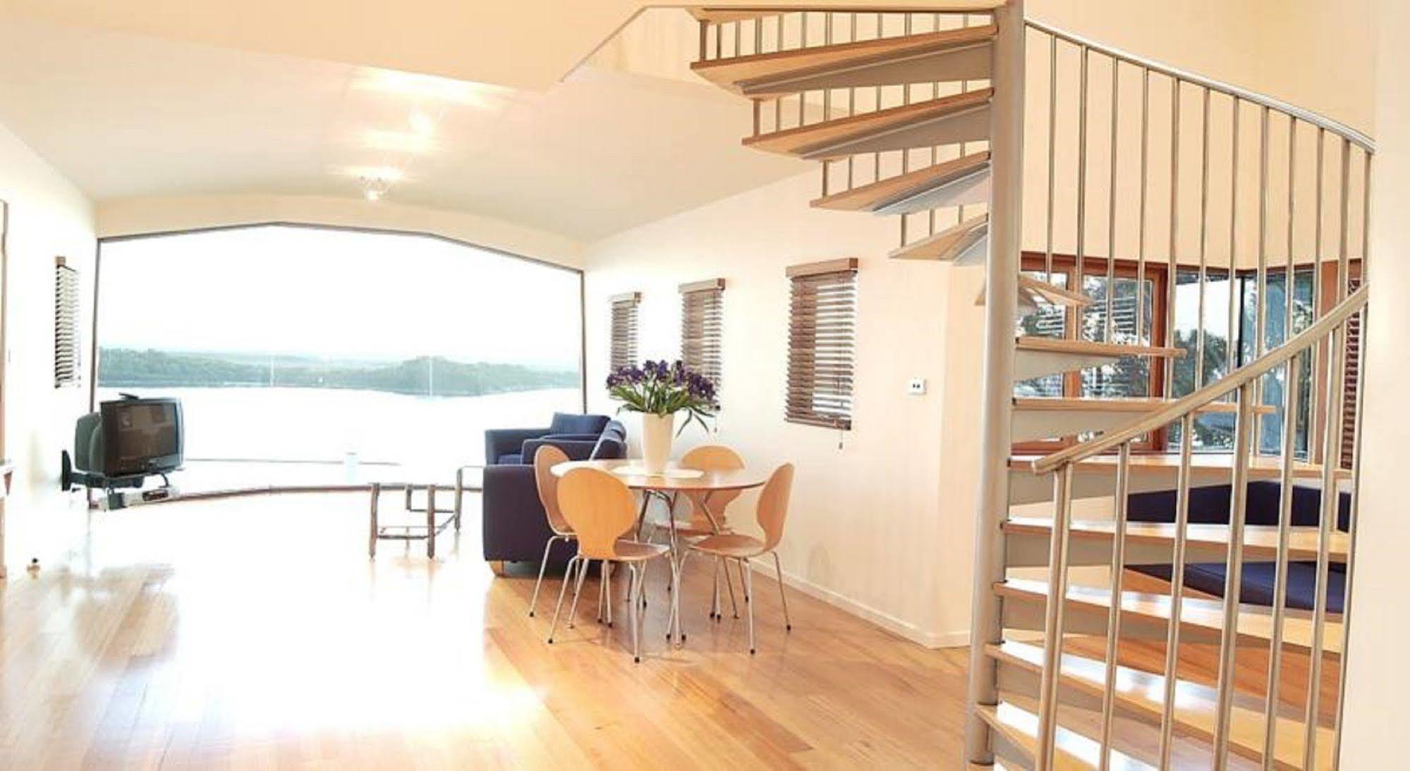 Wheelhouse Apartments Стран Екстериор снимка