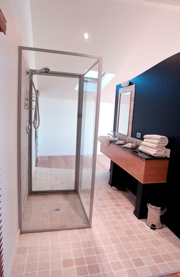 Wheelhouse Apartments Стран Екстериор снимка